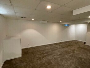 1750 W Chrysler Dr in Belvidere, IL - Building Photo - Building Photo