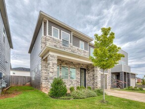 2543 NW 132nd St in Oklahoma City, OK - Building Photo - Building Photo