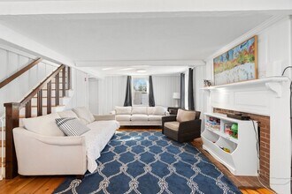 32 Woodside Ave in Wareham, MA - Building Photo - Building Photo