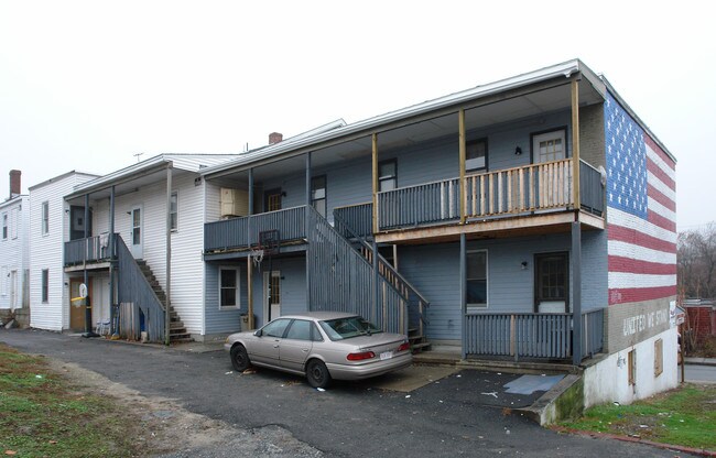 10-20 Concord St in Lowell, MA - Building Photo - Building Photo