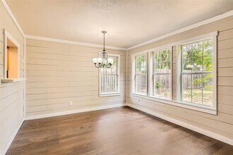 8017 Briarwood Ln in Austin, TX - Building Photo - Building Photo