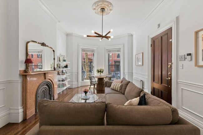 79 Waltham St, Unit 2 in Boston, MA - Building Photo - Building Photo