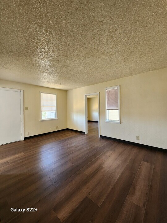 311 NW 14th St, Unit 311 NW 14th St in Pendleton, OR - Foto de edificio