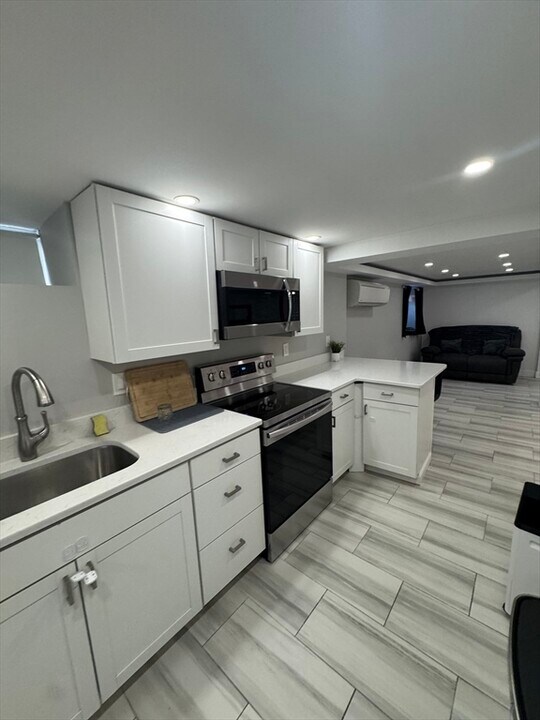 46 Harris St in Peabody, MA - Building Photo