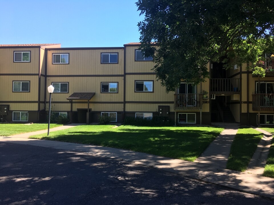 16259 W 10th Ave, Unit C1 in Golden, CO - Building Photo