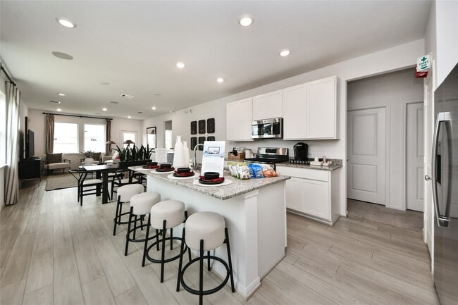 property at 18010 Whitetail Run Ln
