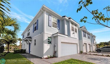 252 Preserve Trl N in Stuart, FL - Foto de edificio - Building Photo