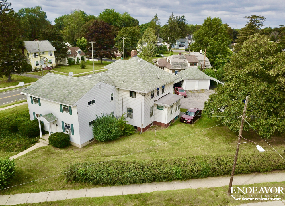 119-129 Stone Road in Rochester, NY - Building Photo