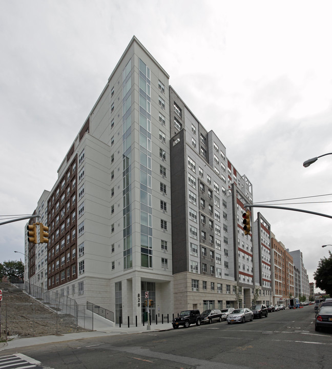 St. Ann's - A B & H in Bronx, NY - Building Photo