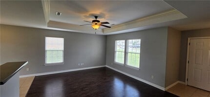 1441 Colonel Hawthorne Dr in Prairie Grove, AR - Building Photo - Building Photo