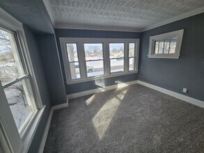 1149 E 177th St in Cleveland, OH - Building Photo - Building Photo