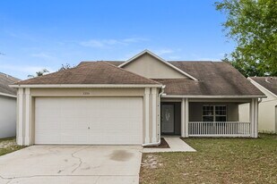 3355 Kelsey Ln in St. Cloud, FL - Building Photo