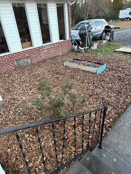 100 Brenda Dr in Dalton, GA - Foto de edificio