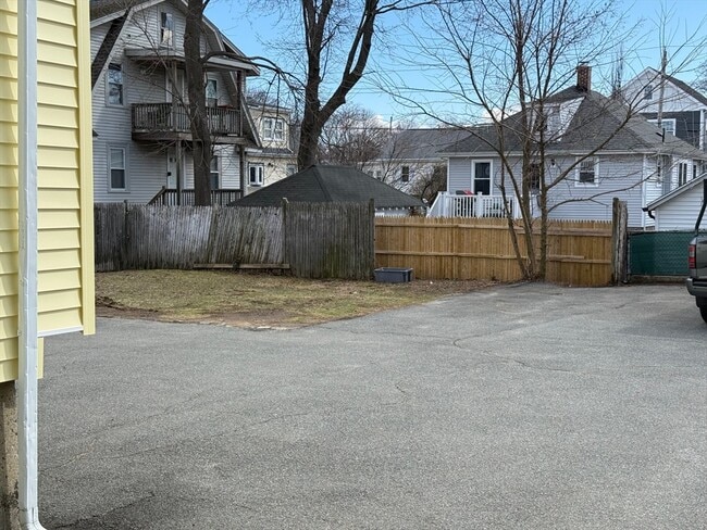 196 W Squantum St in Quincy, MA - Building Photo - Building Photo
