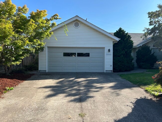 2842 Shirley St in Eugene, OR - Building Photo - Building Photo