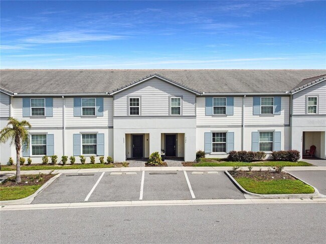 property at 7549 Oak Spg Ln