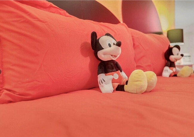 4561 Yellowgold Rd E in Kissimmee, FL - Foto de edificio - Building Photo