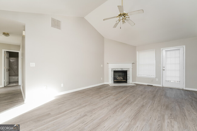 754 Southland Ct in Stone Mountain, GA - Building Photo - Building Photo