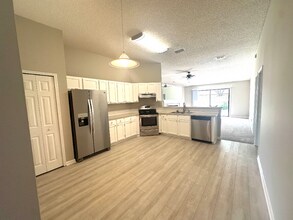 345 Wildberry Ct in Orange Park, FL - Building Photo - Building Photo