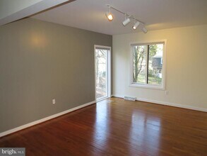 30 Kings Grant Rd in Hockessin, DE - Building Photo - Building Photo