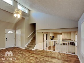 3004 Cardinal Dr in Lithia Springs, GA - Foto de edificio - Building Photo