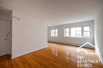 6830 N Sheridan Rd in Chicago, IL - Building Photo - Building Photo