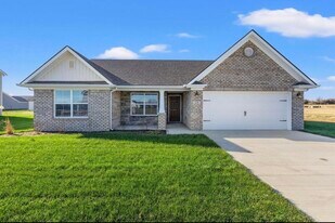 353 Pageant Dr in Richmond, KY - Building Photo