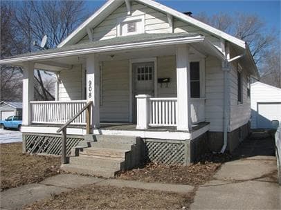 property at 908 W Eureka St