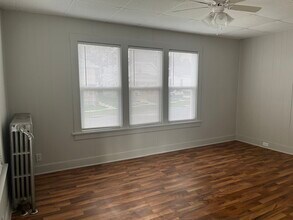 1210 S 17th St, Unit 1210 in Manitowoc, WI - Building Photo - Building Photo