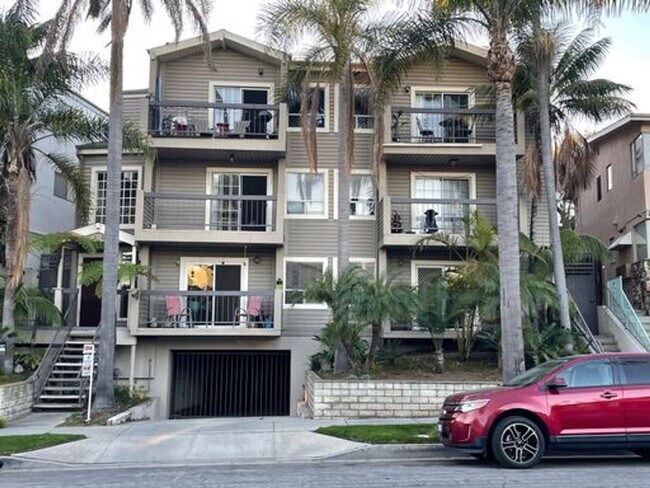 109 in Long Beach, CA - Foto de edificio - Building Photo