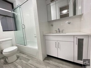 WEST 58 STREET in New York, NY - Building Photo - Building Photo