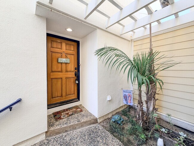 3637 Ocean Dr in Oxnard, CA - Building Photo - Building Photo