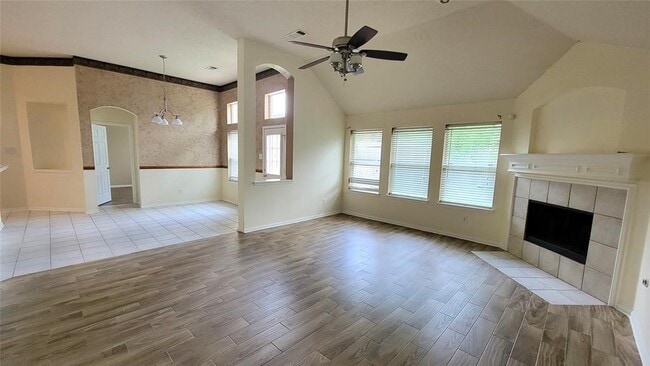 property at 14914 Appaloosa Ave