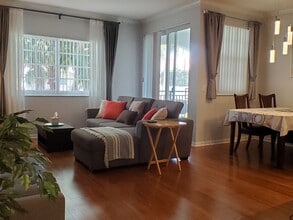 3245 NE 184th St, Unit #13312 in North Miami Beach, FL - Building Photo - Building Photo