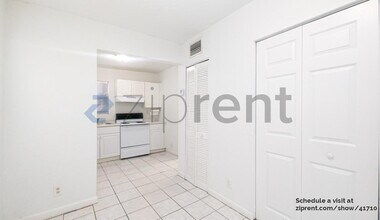 515 Putnam Rd in West Palm Beach, FL - Building Photo - Building Photo