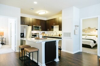 Tapestry at Hollingsworth Park in Greenville, SC - Foto de edificio - Building Photo