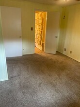 986 Ridgewood Dr in Sparks, NV - Building Photo - Building Photo