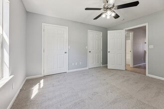 Home Place Apartments in Chattanooga, TN - Building Photo - Building Photo