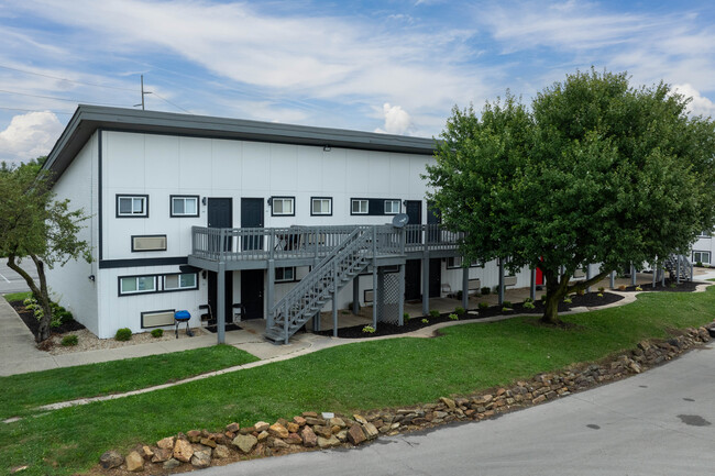 Brookhaven Apartments in Indianapolis, IN - Building Photo - Building Photo