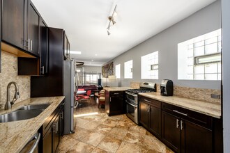 1646 W Blackhawk St in Chicago, IL - Building Photo - Building Photo