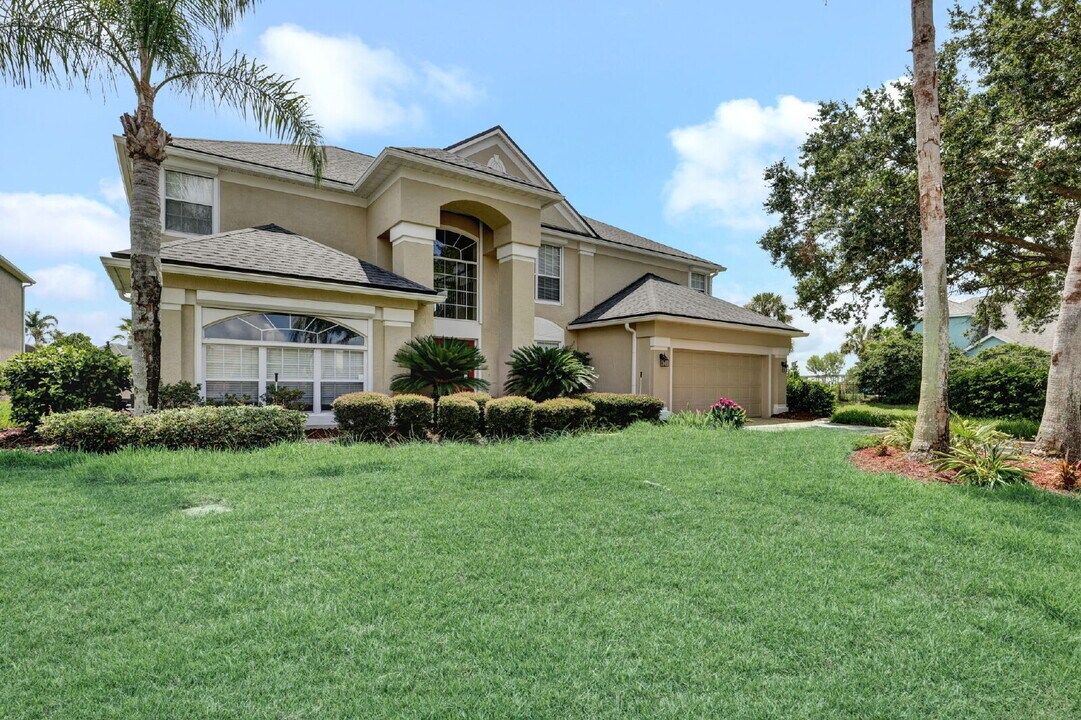 4389 Seabreeze Dr in Jacksonville, FL - Building Photo
