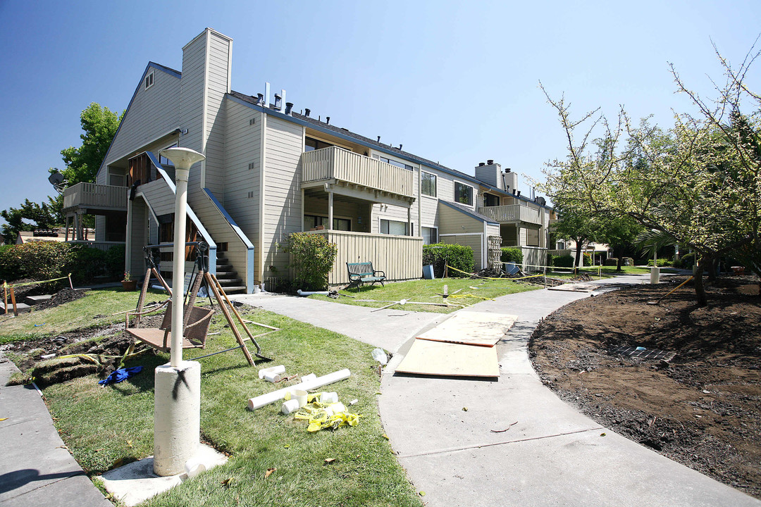 Vineyard Villas in Rohnert Park, CA - Foto de edificio