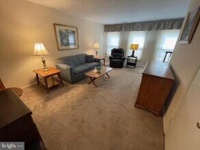 136 Albemarle Dr in Blue Bell, PA - Building Photo - Building Photo