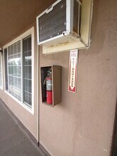 2501 Edison Ave in Sacramento, CA - Building Photo - Building Photo