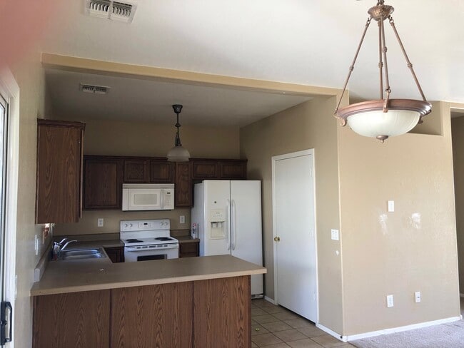 property at 2300 Magma Rd