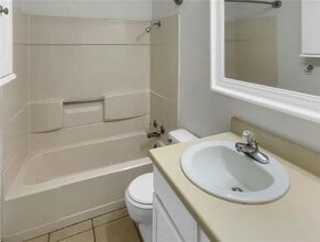 5342 N Palmer Ave in Kansas City, MO - Building Photo - Building Photo