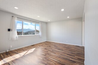 5436 S 5930 W in Kearns, UT - Building Photo - Building Photo