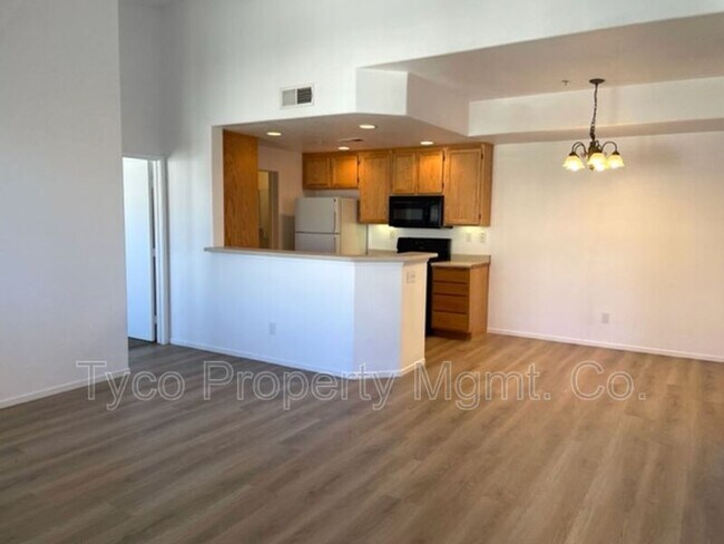 1894 Lorient Pl in Chula Vista, CA - Building Photo - Building Photo
