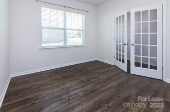 11105 Austin Estates Dr in Charlotte, NC - Building Photo - Building Photo