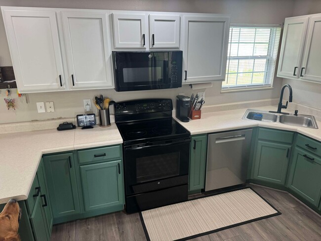 418 Ring of Kerry Dr in Belleville, IL - Building Photo - Building Photo